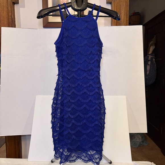 Woman's Guess Los Angeles 0 Violet Fringe Layered Sheath Dress Sleeveless NWOT - Picture 1 of 6